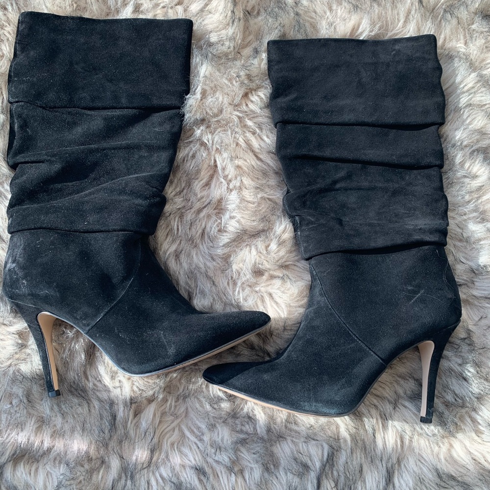 Suede black boots